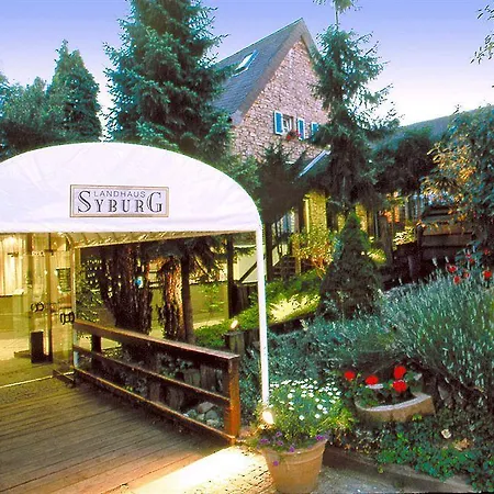 Syburg Hotel 3*